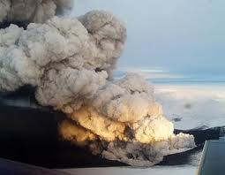 Panache volcanique de l'Eyjafjöll.
